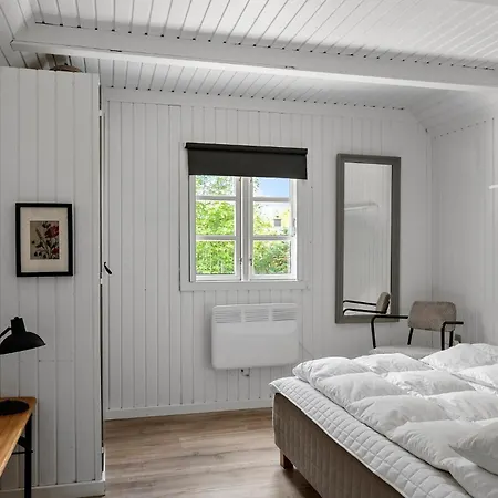 Feriehus 2 Bedroom Beautiful In Børkop