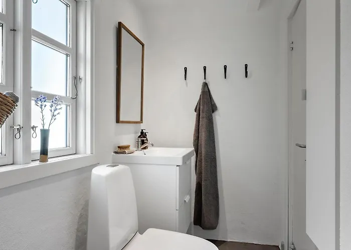 2 Bedroom Beautiful In Nyaraló Børkop